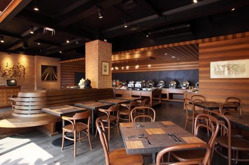 โรงแรมรามบุตรี วิลเลจ (Rambuttri Village Hotel)4