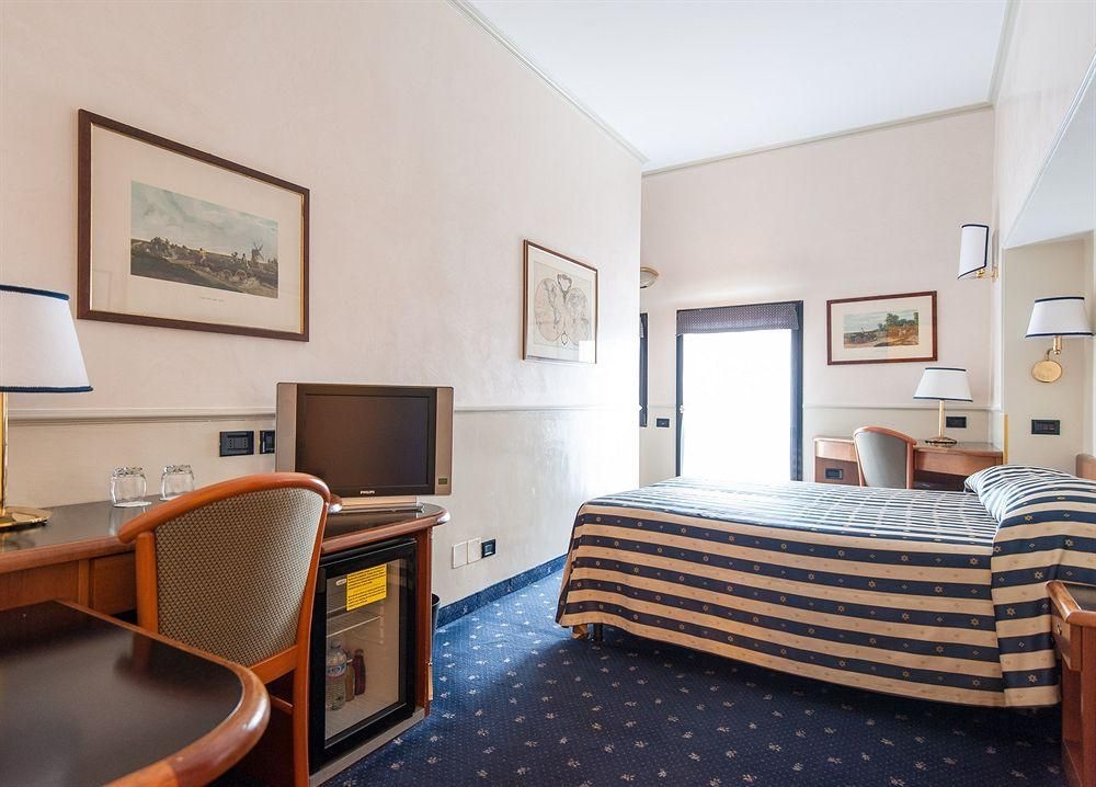 Hotel Flora1