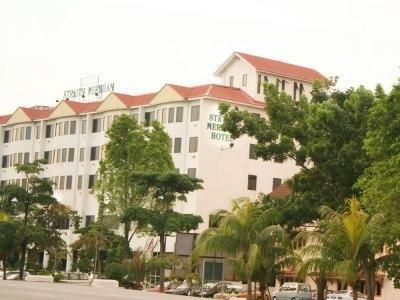 Straits Meridian Hotel0