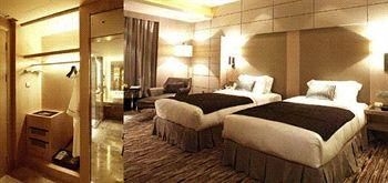 C Kong International Hotel0