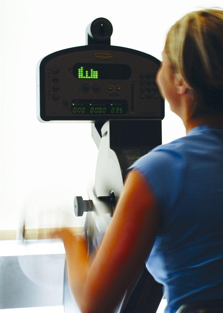 Mercure Cardiff Holland House Hotel and Spa0