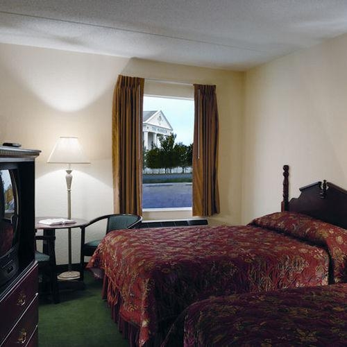 Savannah House Hotel1
