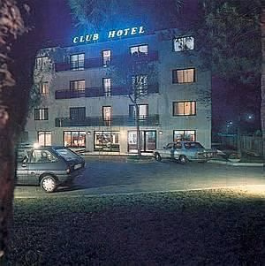 Club Hotel0