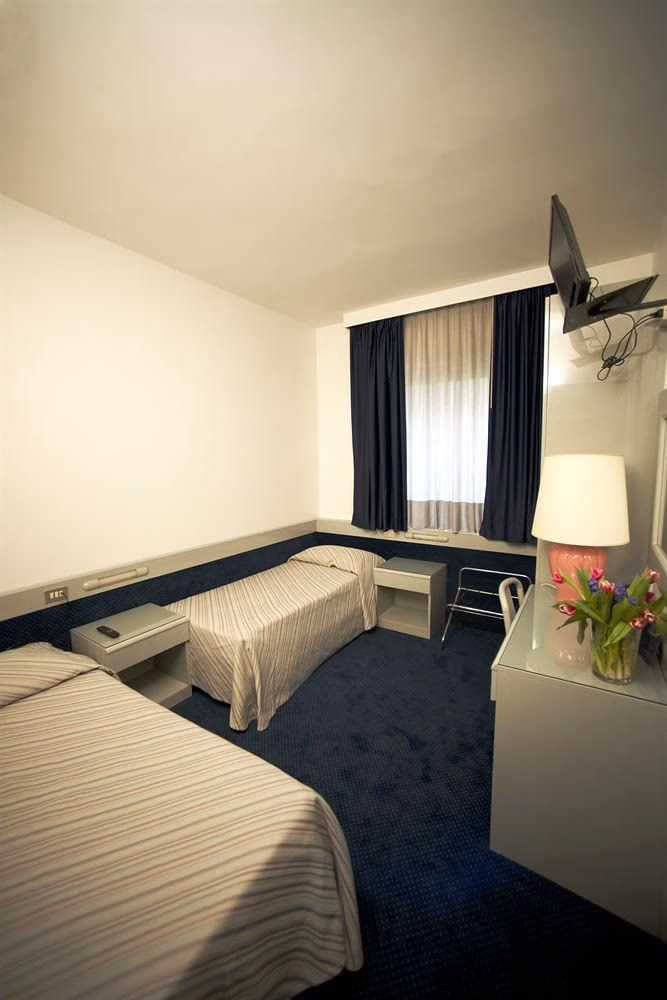 Club Hotel4