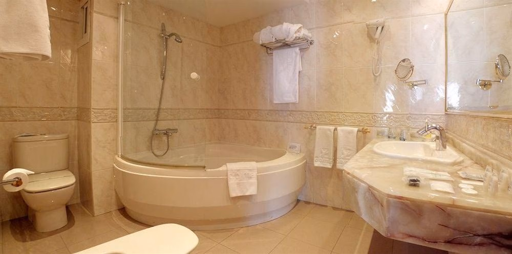 Gran Hotel Almeria2