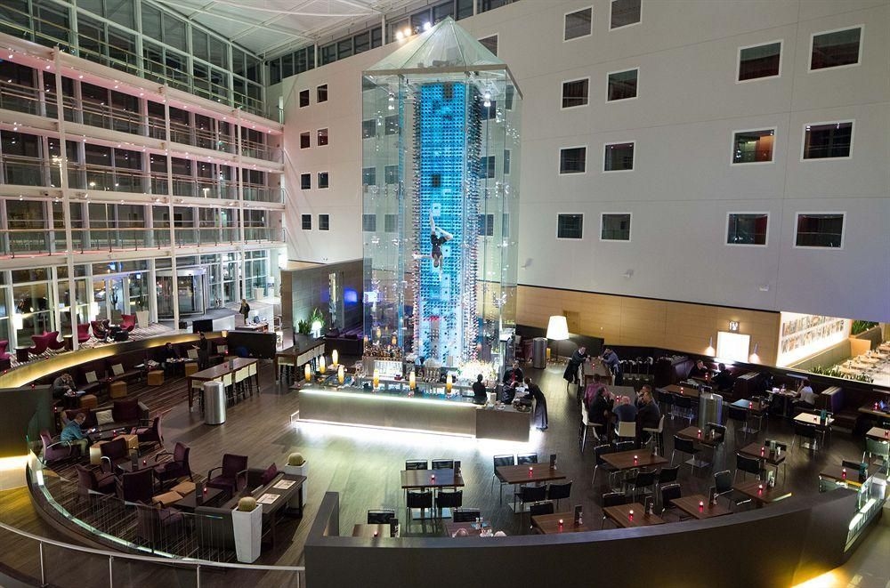 Radisson Blu Hotel London Stansted Airport1