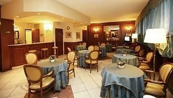 Cristallo Hotel0