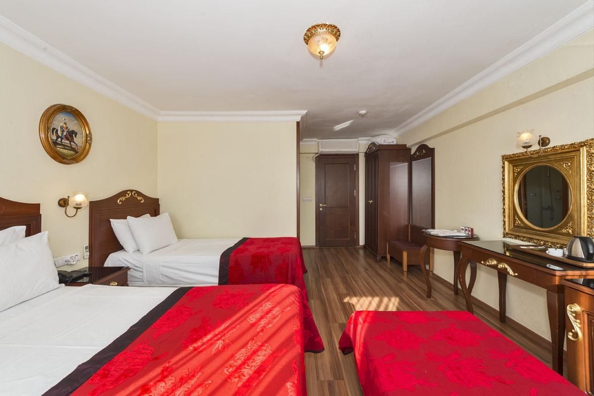 Loor Hotel2