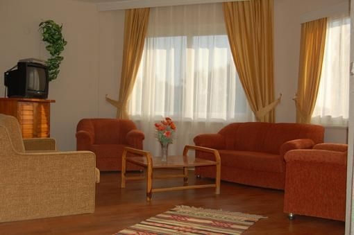 Hotel La Perla3