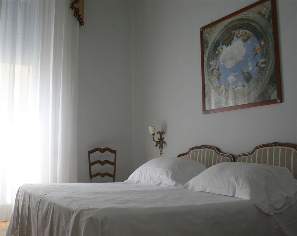 Palace Hotel3