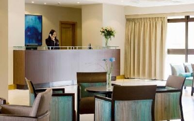 Menzies Chequers Hotel London Gatwick2