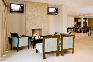 Menzies Chequers Hotel London Gatwick1
