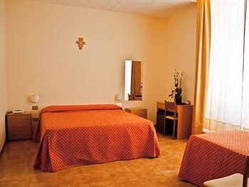 Hotel Domus Pacis4