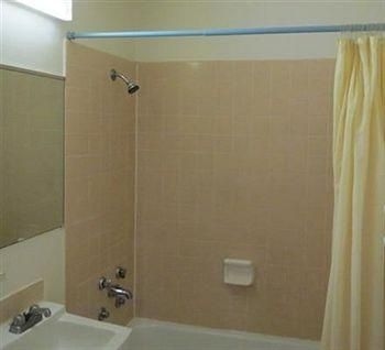 Budget Inn Express1