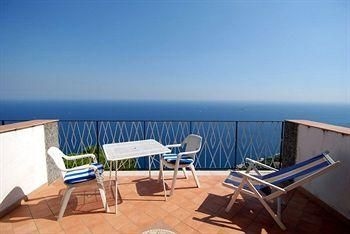 Grand Hotel Excelsior0