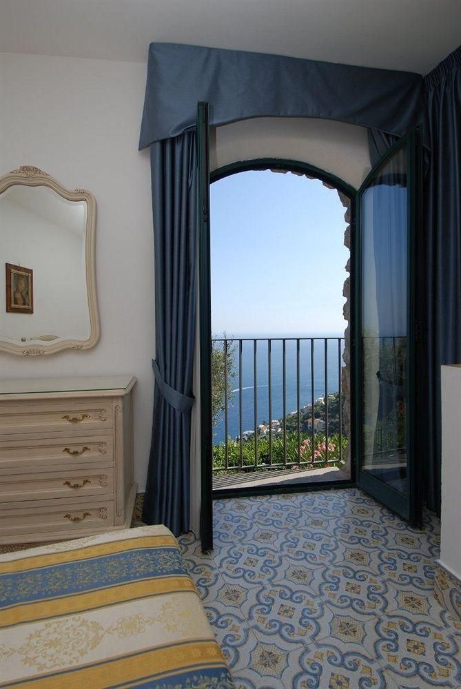 Grand Hotel Excelsior3