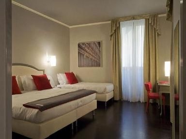 Hotel Rosso 233