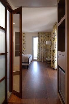 Kyriad Prestige La Seyne Sur Mer3