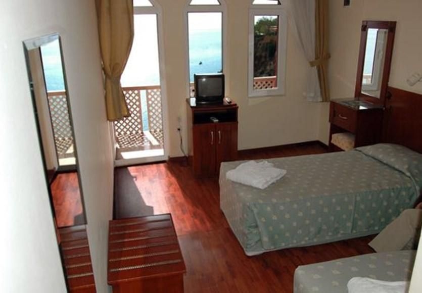 Nazar Beach City & Resort Hotel2