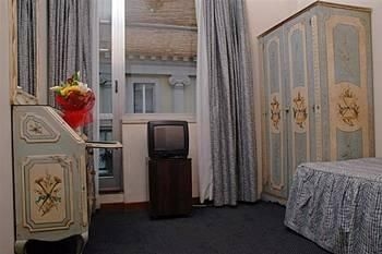 Hotel Commodore2