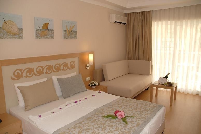 Titan Select Hotel4