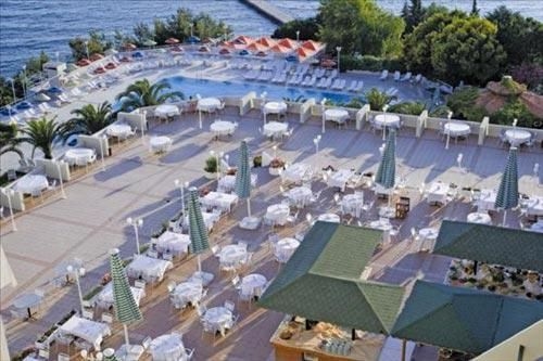 Vista Hill Hotel0
