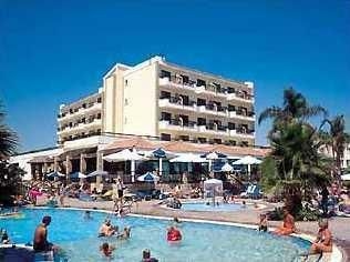 Anastasia Hotel1