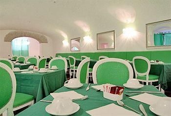 Hotel Koru Roma2