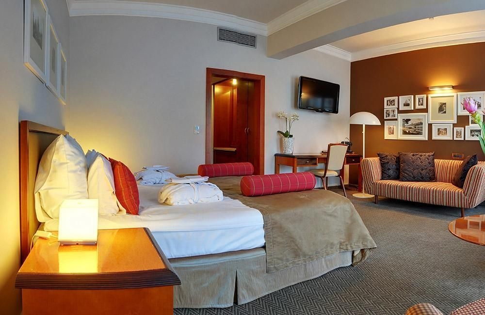 Jalta Hotel1