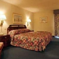 Fireside Inn Suites Lake Winnipesaukee2