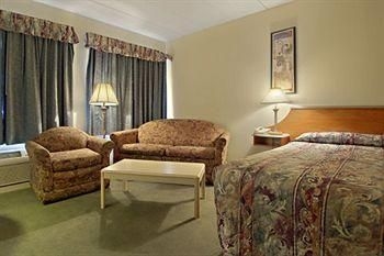 Econo Lodge Near Plymouth State University3