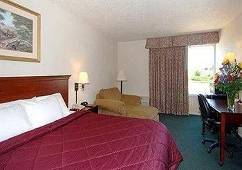Rodeway Inn Ardmore1