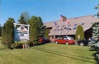 Commodores Inn3