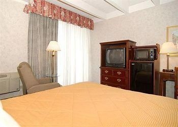 Comfort Inn3