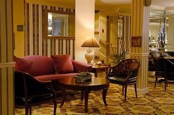 Latham Hotel Georgetown0