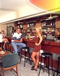 Iris Hotel2