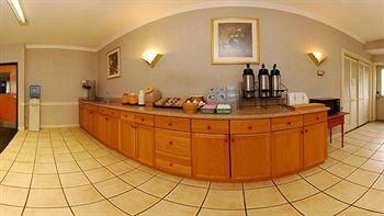 Rodeway Inn1