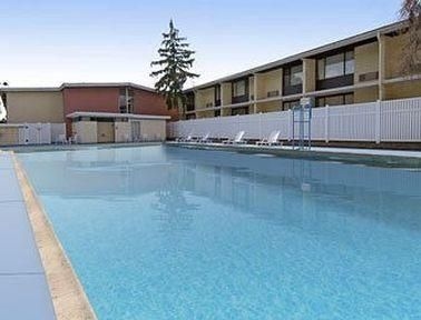 Howard Johnson Inn Cheverly3