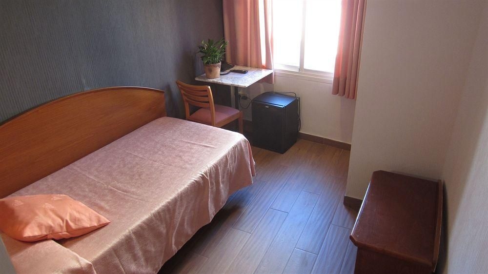 Cortes Hotel4