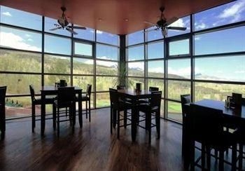 Peaks Resort0