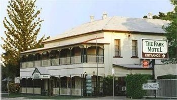 Park Motel Charters Towers4