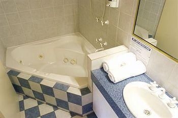 Mandurah Holiday Village2