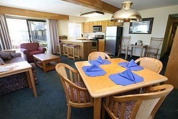 Inn By The Lake4