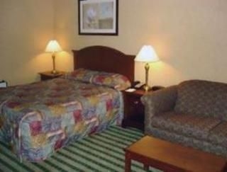 Clarion Hotel Palmer Inn1
