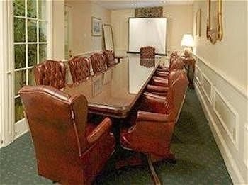 Comfort Inn Auburn3