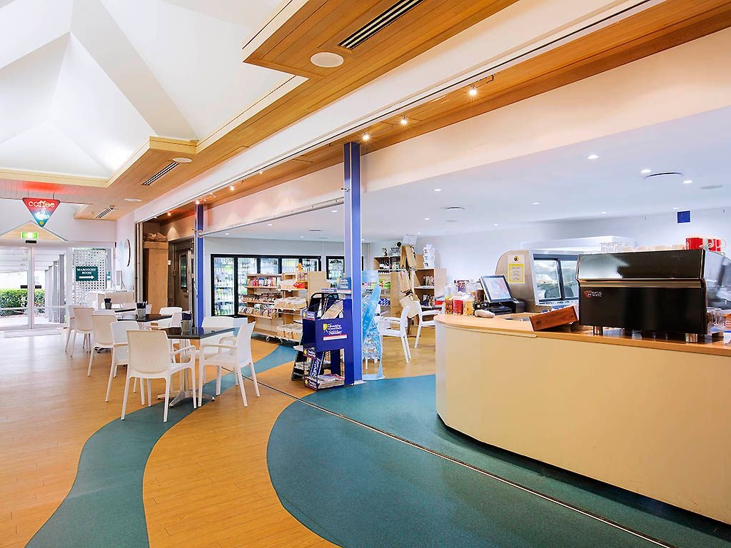 Novotel Twin Waters Resort3