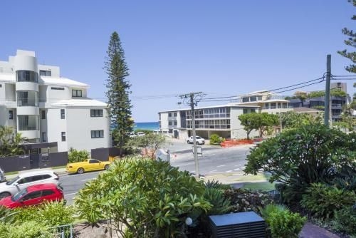 Sunbird Beach Resort (Sunbird Beach Resort Gold Coast)1