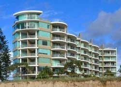 Palm Springs Residences Gold Coast3
