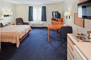 Candlewood Suites Dulles Sterling2