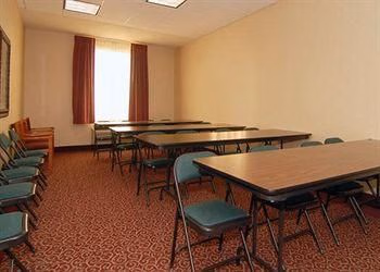 Comfort Inn & Suites0